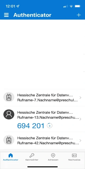 Microsoft Authenticator mit Startübersicht und Schaltfläche zum Hinzufügen eines Kontos.